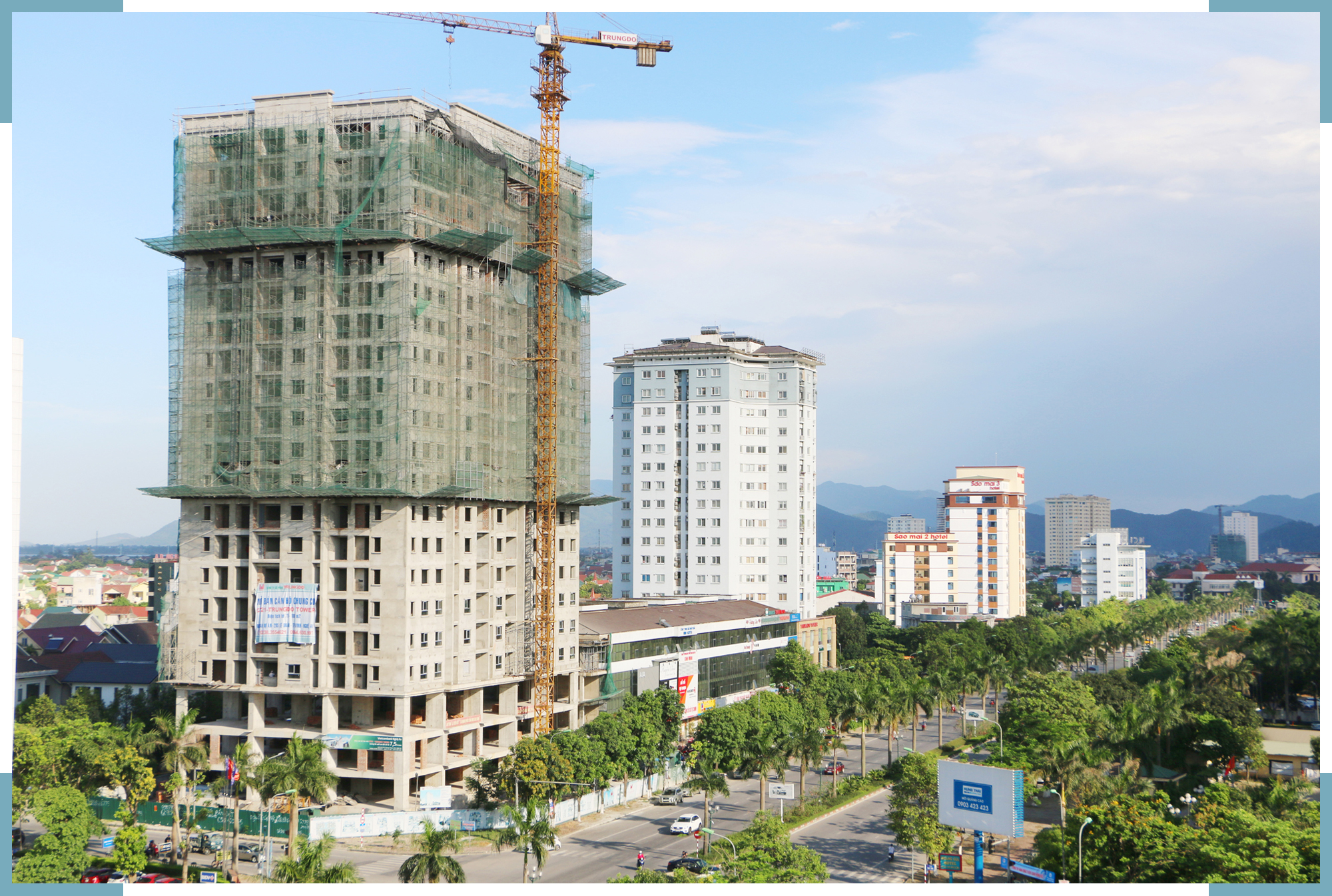Tòa nhà CT21 đang được thi công cạnh Đại lộ Lê Nin (TP. Vinh)