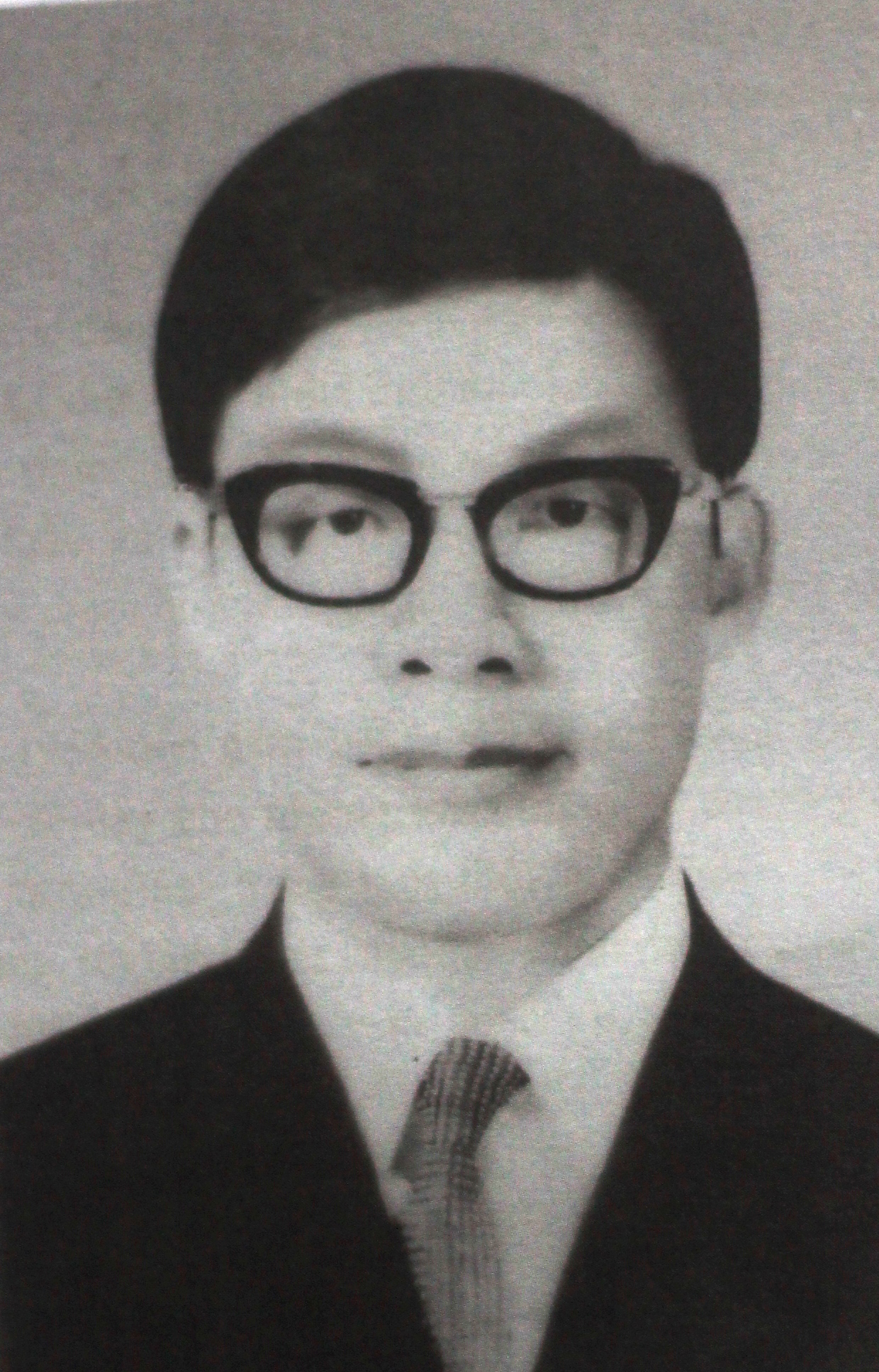 Nhạc sĩ Nguyễn Tài Tuệ khi còn là du học sinh ở Triều Tiên. 