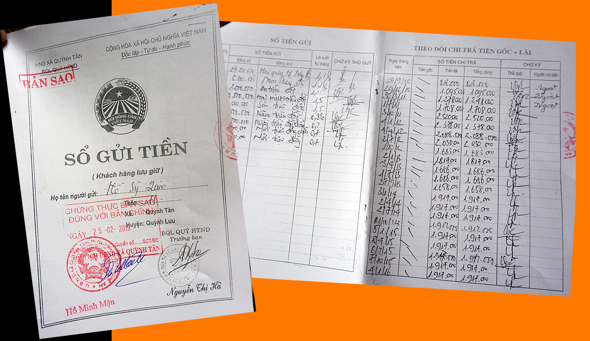 Sổ sách ghi nhận những lần gửi tiền và rút tiền lãi của gia đình ông Hồ Sỹ Lâm tại Qũy hỗ trợ nông dân xã Quỳnh Tân.