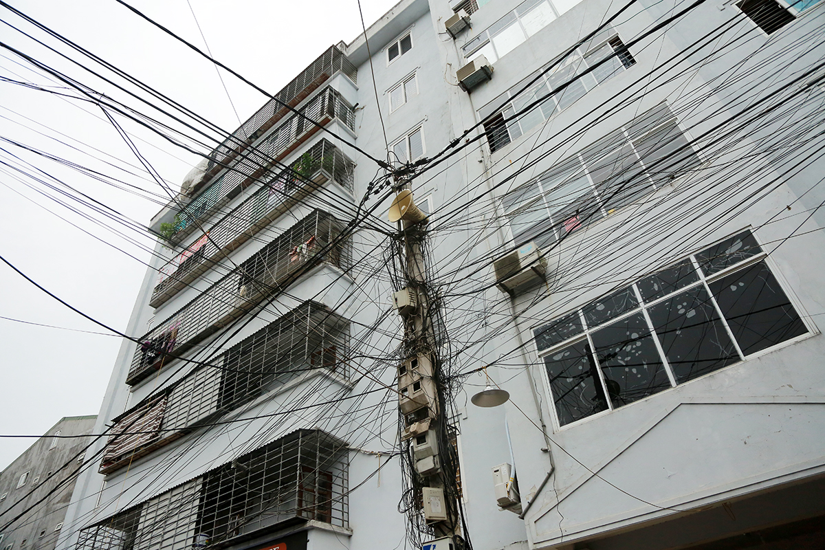 Hệ thống điện lưới tại chung cư cho người thu nhập thấp ở khối 7, phường Trung Đô (TP. Vinh).