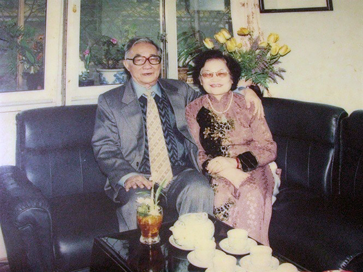 Ông Phan Ngọc và vợ - bà Nguyễn Thị Kim Tuyến.