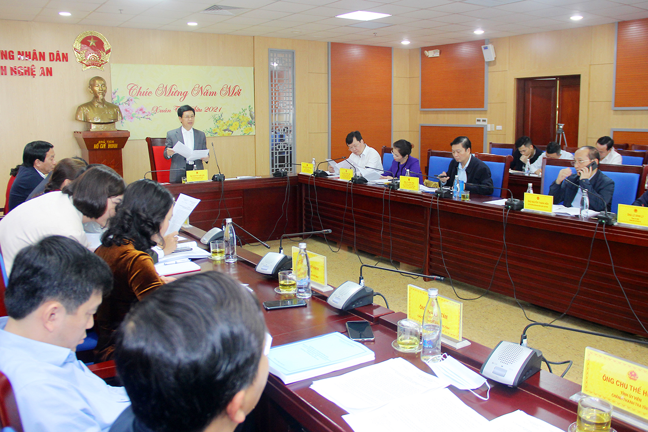 Ủy ban bầu cử đại biểu Quốc hội khóa XV và đại biểu HĐND các cấp nhiệm kỳ 2021 - 2026 tỉnh Nghệ An tổ chức cuộc họp lần thứ nhất để thống nhất một số nội dung thuộc thẩm quyền. Ảnh: M.C