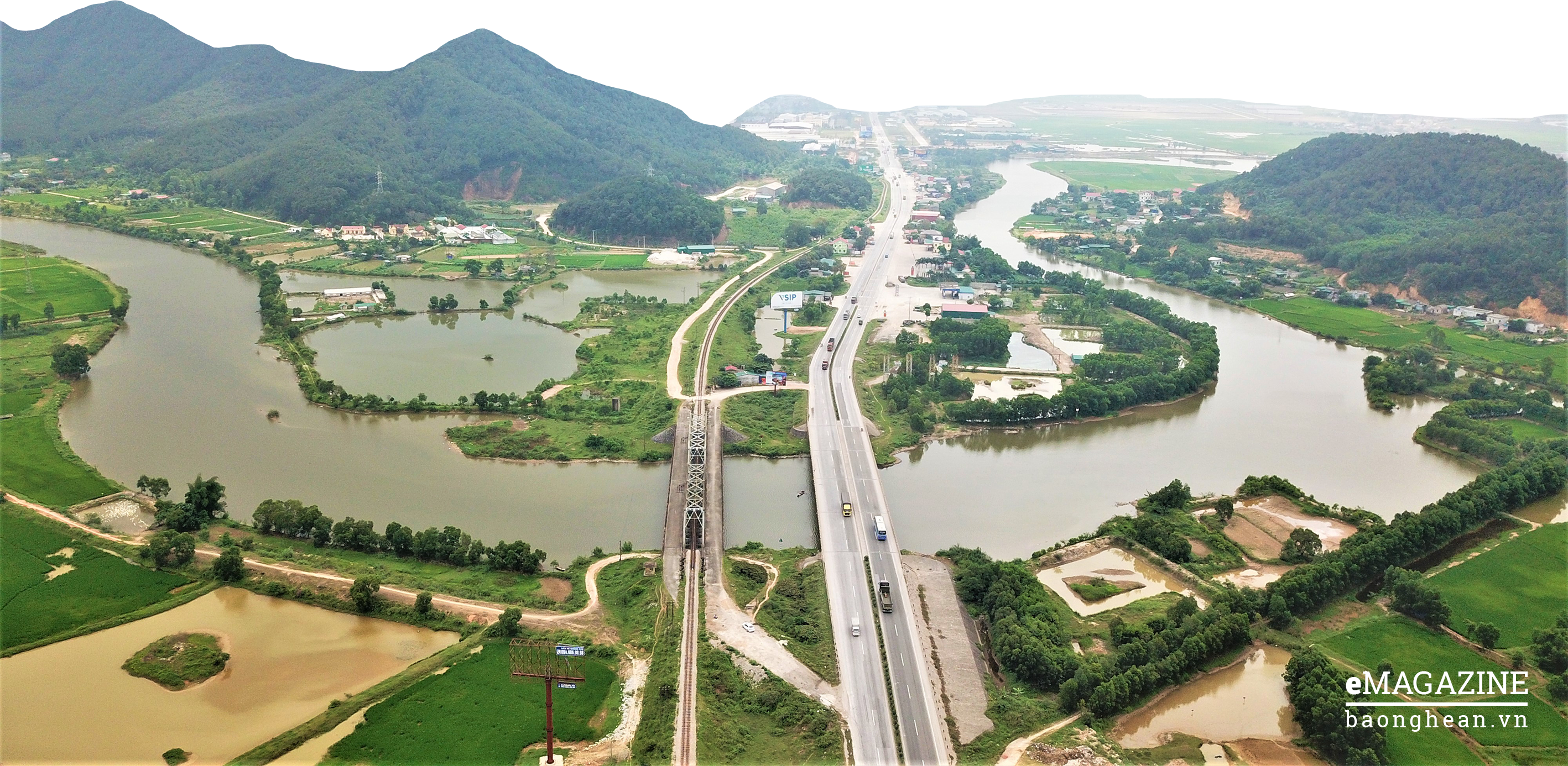 Đoạn kênh này bắt đầu từ sông Cấm ở huyện Nghi Lộc