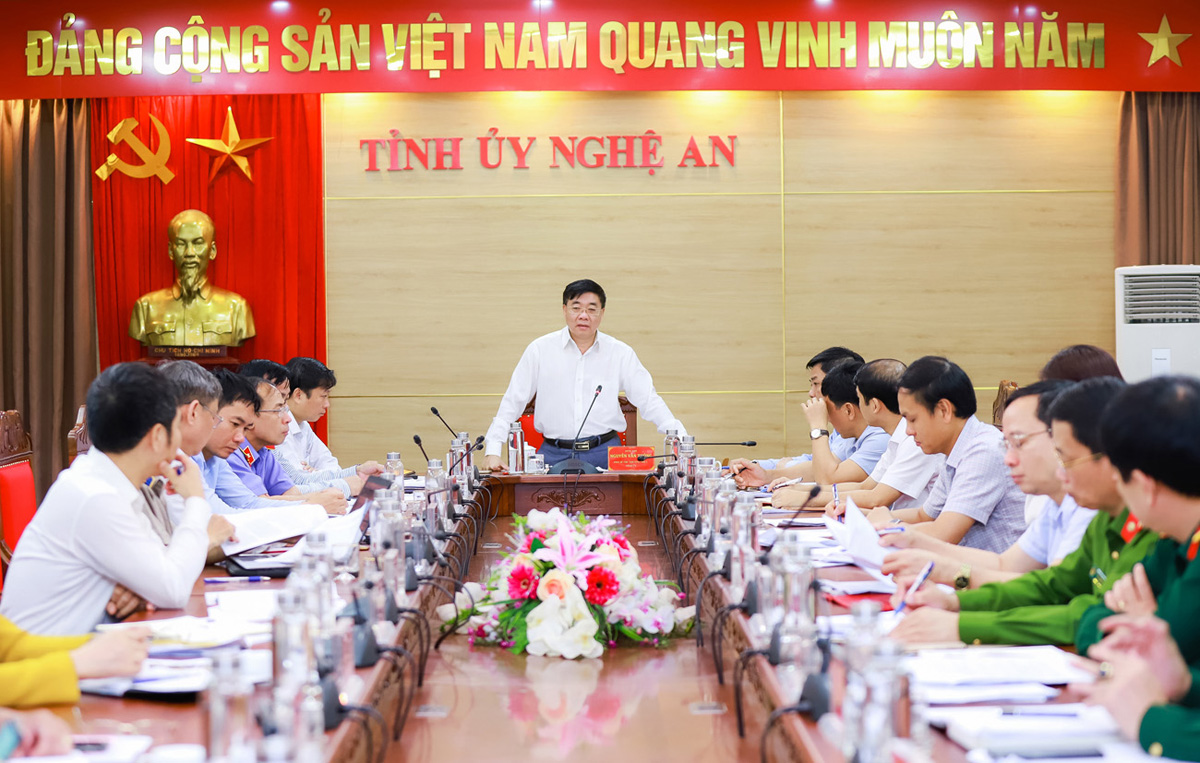 Đồng chí Nguyễn Văn Thông - Phó Bí thư Thường trực Tỉnh ủy chủ trì giao ban khối Nội chính tháng 3/2021. Ảnh tư liệu: Thành Duy