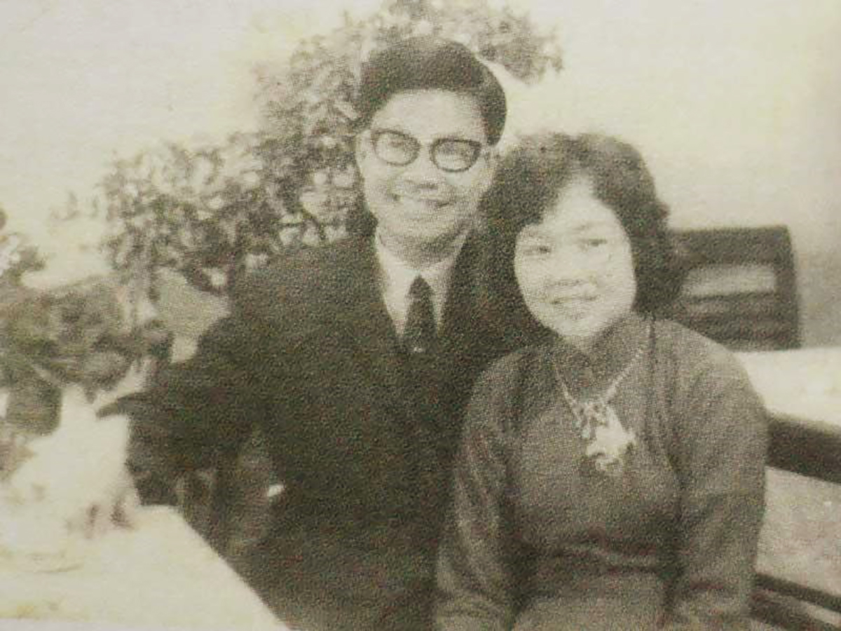 Nhạc sĩ Nguyễn Tài Tuệ và phu nhân, năm 1973. 