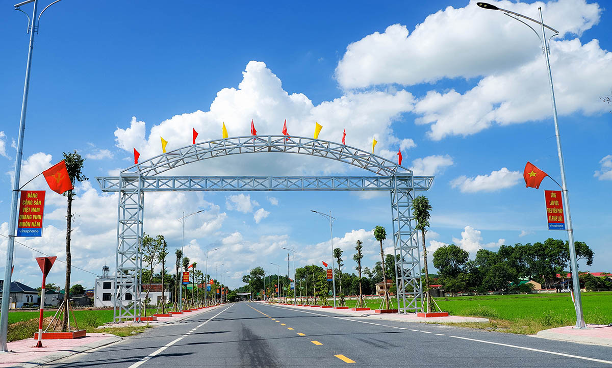 Hệ thống giao thông tại xã Tân Sơn (Đô Lương) được đầu tư xây dựng bài bản, khang trang.