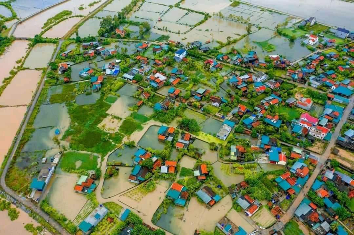 Nhiều khu vực ở thị xã Hoàng Mai bị ngập trong biển nước trong đợt mưa lũ vừa qua. Ảnh tư liệu: FB Hồ Tiến