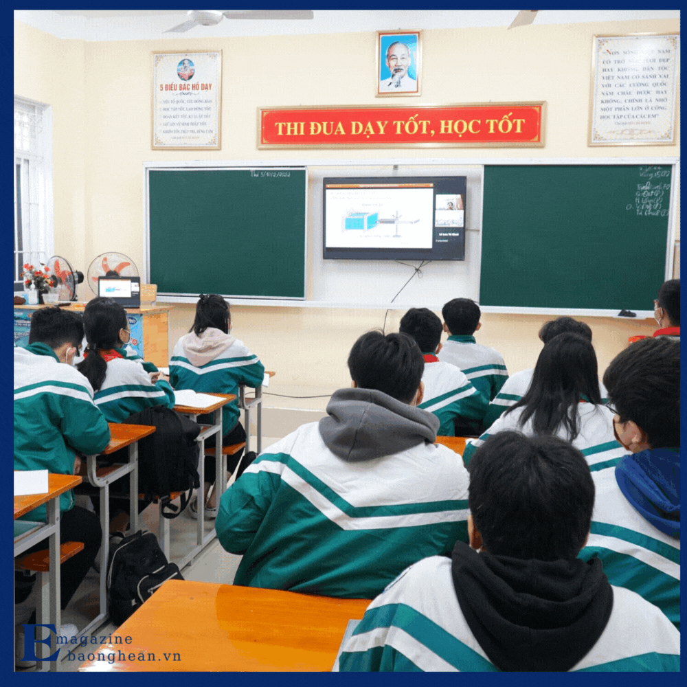 Giờ học trực tuyến của học sinh Trường THCS Lê Mao