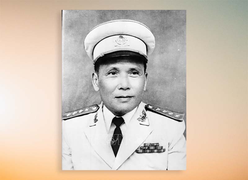 Chân dung Đại tướng Chu Huy Mân.