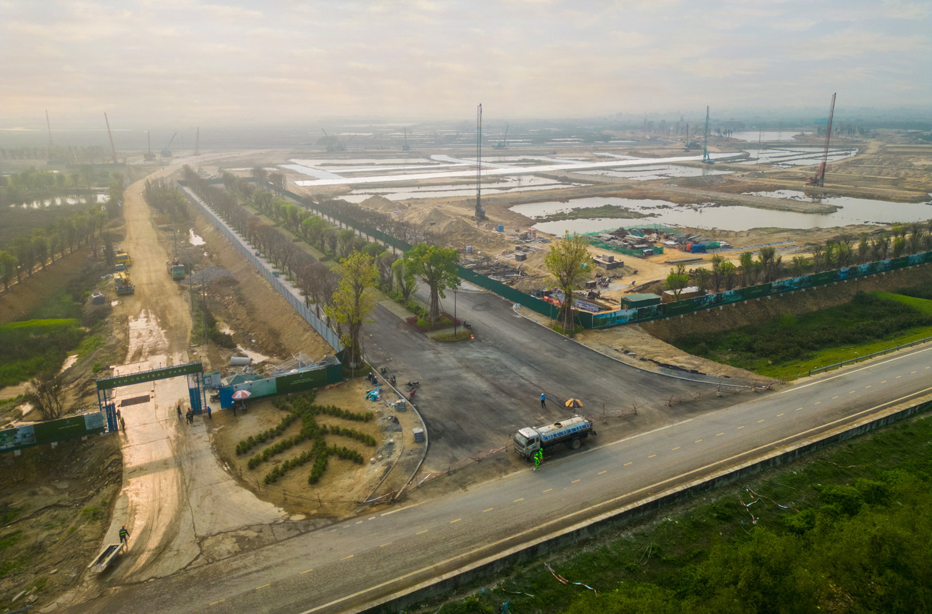 Xã Hưng Hòa gần đây đã thu hút được nhiều dự án lớn, hứa hẹn sẽ làm đổi thay diện mạo đời sống của quê hương Đại tướng Chu Huy Mân. Ảnh: CSCC