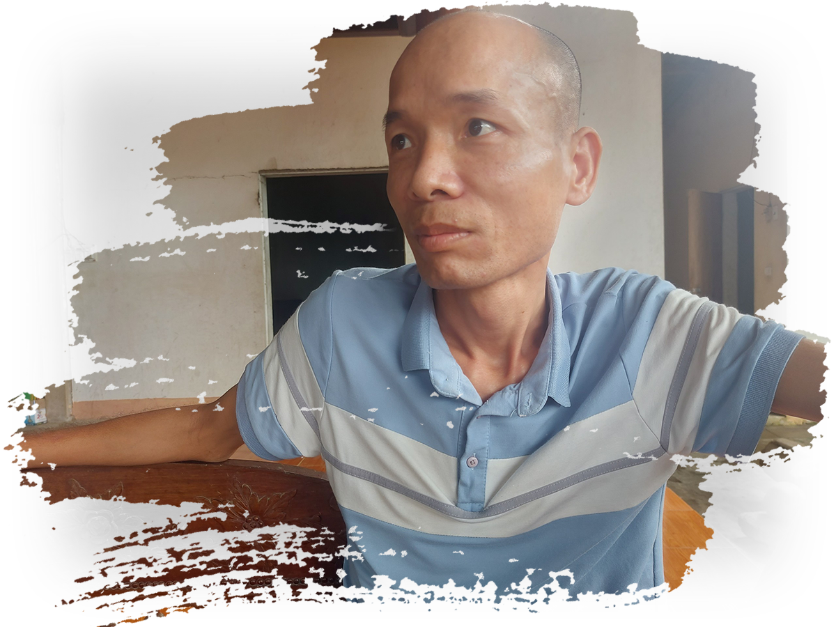 Anh Trương Văn Tàu, một trong những công nhân ở Quỳ Hợp bị bụi phổi nhưng không có hợp đồng lao động.