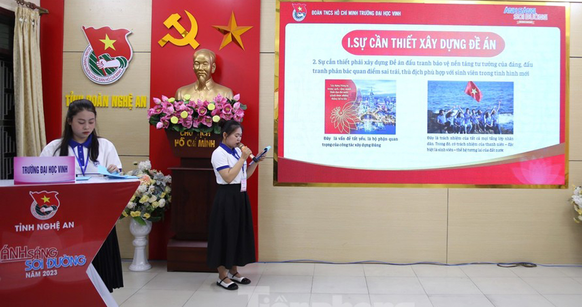 CLB Lý luận trẻ Trường Đại học Vinh tham gia Hội thi Olympic các môn khoa học Mác - Lênin và tư tưởng Hồ Chí Minh 